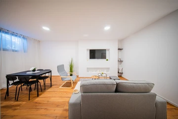 1-Bedroom Apartment in Zagreb for Up to 3 Guests