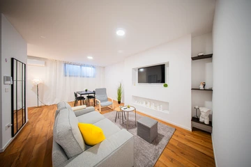 1-Bedroom Apartment in Zagreb for Up to 3 Guests