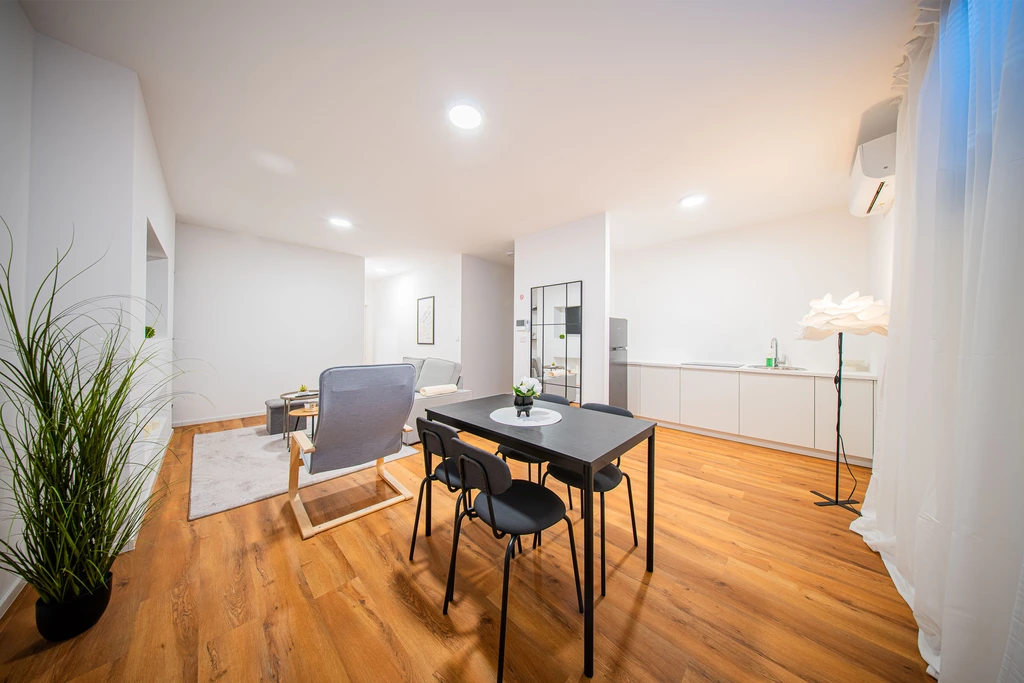 1-Bedroom Apartment in Zagreb for Up to 3 Guests