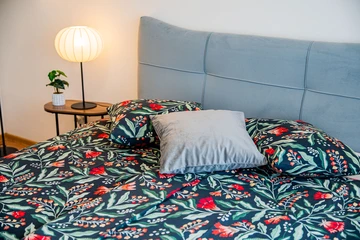 Spacious Zagreb 2-Bedroom Apartment for 5