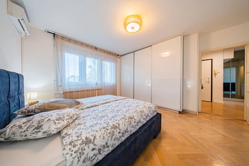 2-Bedroom Apartment in Zagreb for Up to 5