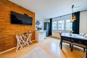 2-Bedroom Apartment in Zagreb for Up to 5