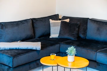 2-Bedroom Apartment in Zagreb for Up to 5