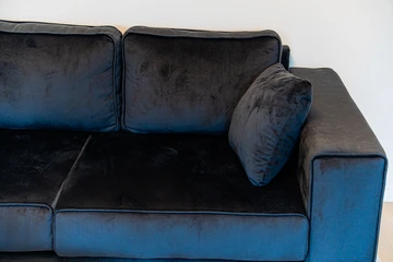 2-Bedroom Apartment in Zagreb for Up to 5