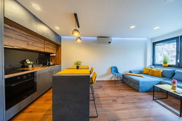 Two-Bedroom Apartment in Zagreb for Up to 6