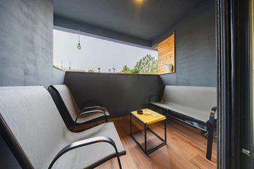 Two-Bedroom Apartment in Zagreb for Up to 6