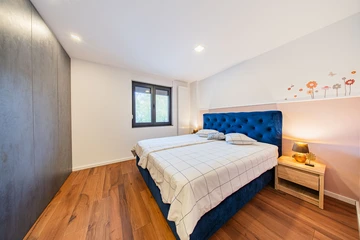 Two-Bedroom Apartment in Zagreb for Up to 6