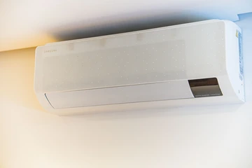 Two-Bedroom Apartment in Zagreb for Up to 6