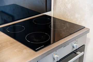 Zagreb 1-Bedroom Apartment with Quiet Loggia