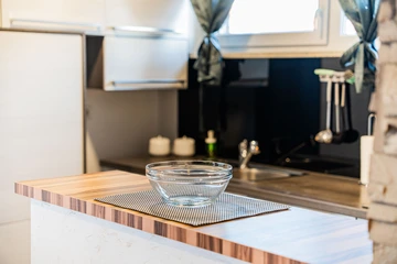 Zagreb 1-Bedroom Apartment with Quiet Loggia