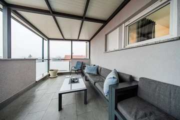 Zagreb 2-Bedroom Apartment for Up to 6 Guests