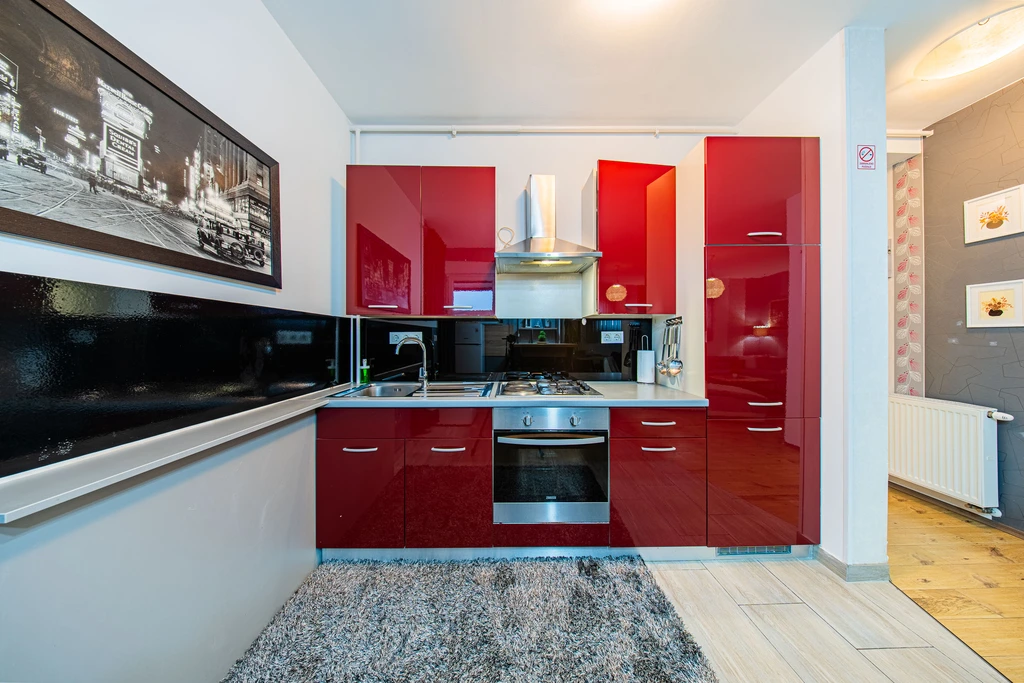 Zagreb 2-Bedroom Apartment for Up to 6 Guests