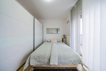 Zagreb 2-Bedroom Apartment for Up to 6 Guests