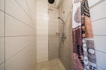 Zagreb 2-Bedroom Apartment for Up to 6 Guests