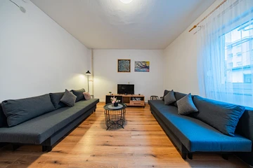 Zagreb 2-Bedroom Apartment for up to 8 Guests