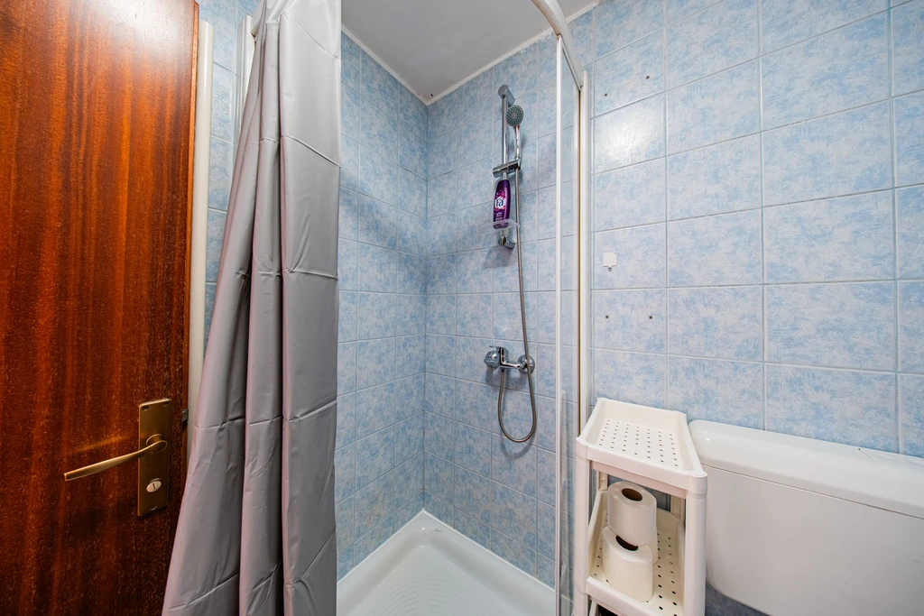 Zagreb 2-Bedroom Apartment for up to 8 Guests