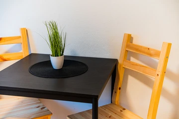 Zagreb 2-Bedroom Apartment for up to 8 Guests