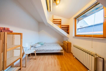 Zagreb 2-Bedroom Apartment for up to 8 Guests