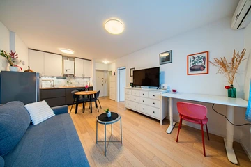 Zagreb 1-Bedroom Apartment for 2 Guests