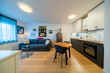 Zagreb 1-Bedroom Apartment for 2 Guests