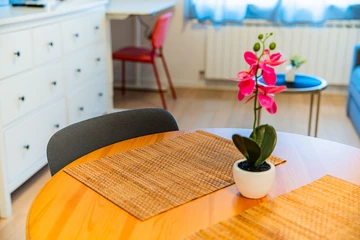 Zagreb 1-Bedroom Apartment for 2 Guests