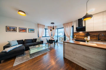 Zagreb Apartment with 2 Bedrooms and Parking