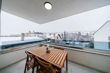 Zagreb Apartment with 2 Bedrooms and Parking