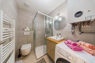 Zagreb 1-Bedroom Apartment for up to 4 Guests