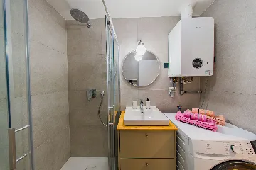 Zagreb 1-Bedroom Apartment for up to 4 Guests