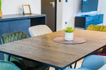 Zagreb Apartment with 3 Balconies & 3 Bedrooms