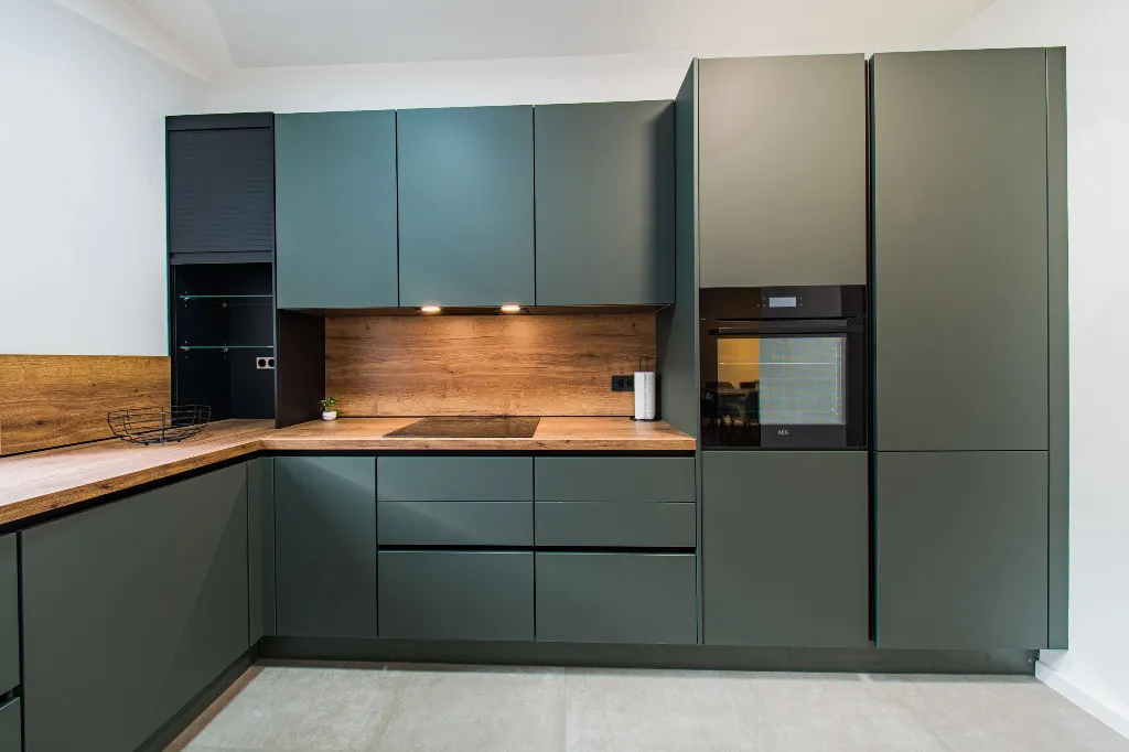Zagreb Apartment with 3 Balconies & 3 Bedrooms