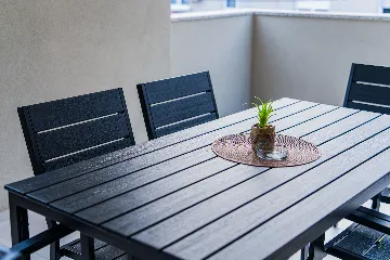 Zagreb Apartment with 3 Balconies & 3 Bedrooms