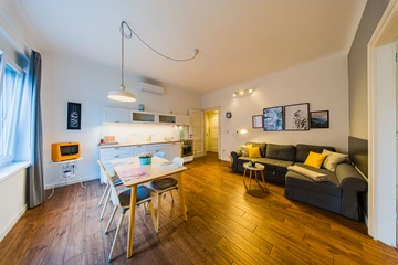 Zagreb Two-Bedroom Apartment for Up to 6