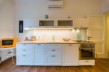 Zagreb Two-Bedroom Apartment for Up to 6