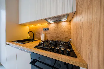 Zagreb 1-Bedroom Apartment with Loggia