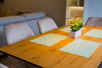 Zagreb 1-Bedroom Apartment with Loggia