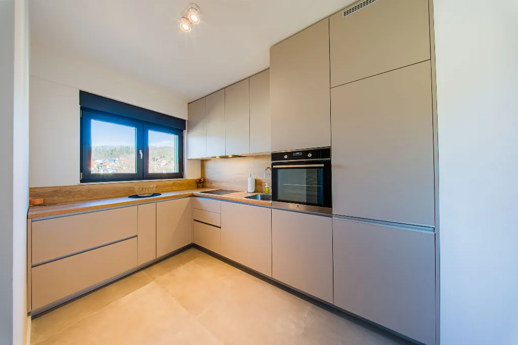 Two-Bedroom Apartment in Zagreb with Garage Parking