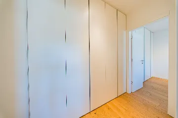 Two-Bedroom Apartment in Zagreb with Garage Parking