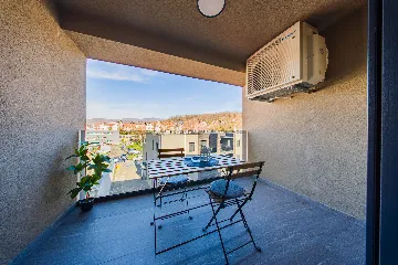 Two-Bedroom Apartment in Zagreb with Garage Parking