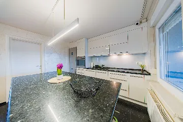 Zagreb Apartment for 8 Guests with 3 Bedrooms