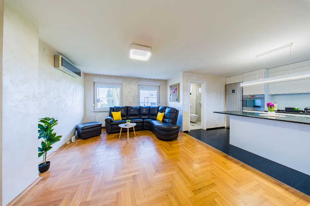 Zagreb Apartment for 8 Guests with 3 Bedrooms