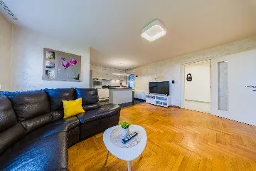 Zagreb Apartment for 8 Guests with 3 Bedrooms