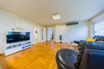 Zagreb Apartment for 8 Guests with 3 Bedrooms