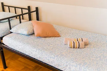 Zagreb Apartment for 8 Guests with 3 Bedrooms