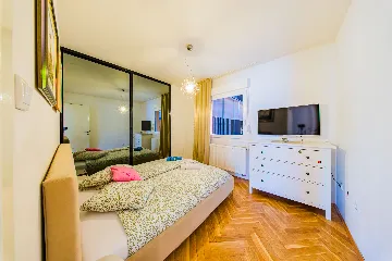 Spacious 3-Bedroom Apartment in Zagreb for 6