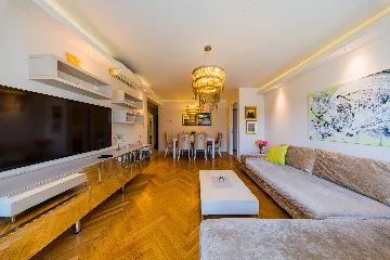 Spacious 3-Bedroom Apartment in Zagreb for 6