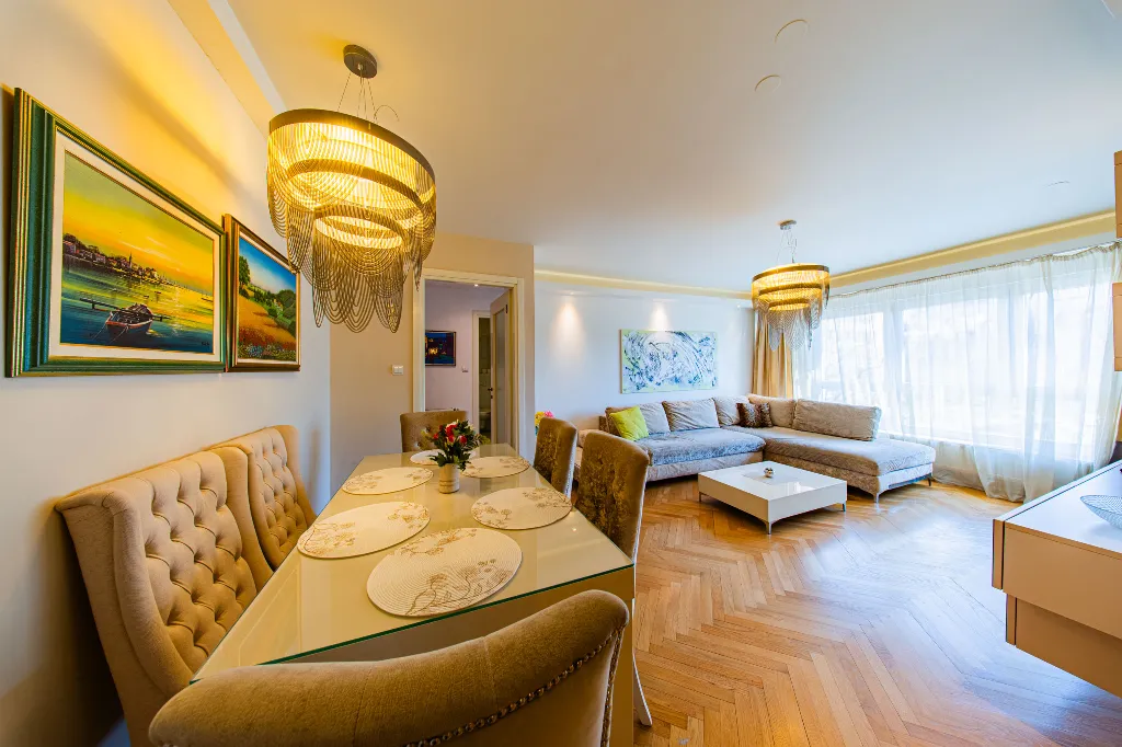 Spacious 3-Bedroom Apartment in Zagreb for 6