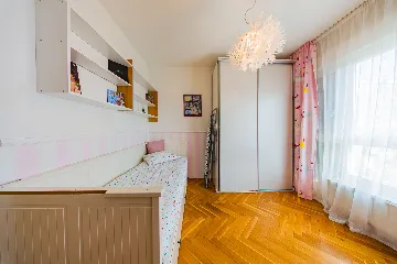 Spacious 3-Bedroom Apartment in Zagreb for 6
