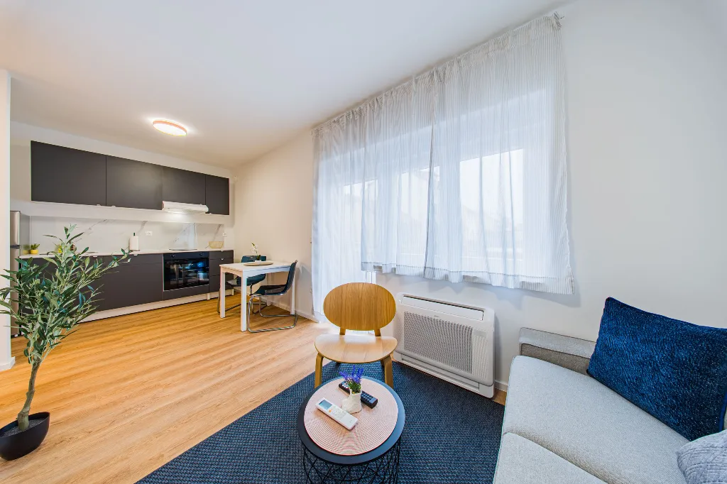 Zagreb Studio Apartment for 2 Adults with Balcony