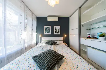 Zagreb Studio Apartment for 2 Guests with Terrace